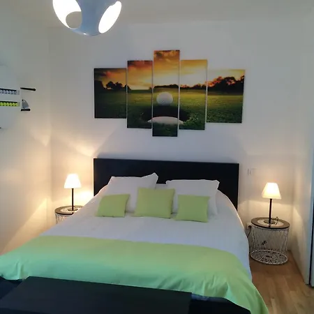 La D'escoublac Bed & Breakfast 2*